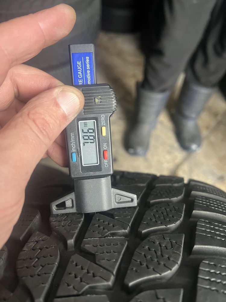 205/55/16 R16 Bridgestone Blizzak LM25 RSC 4шт зима