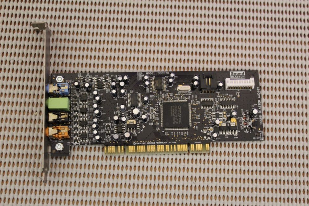 Placa de Som Creative SoundBlaster Audigy SE