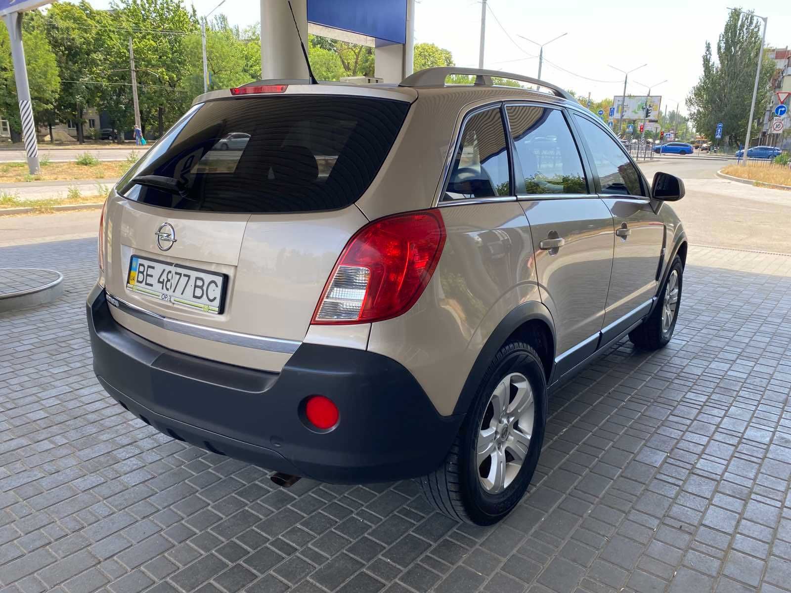 Opel Antara 2012 року 2.4/бензин