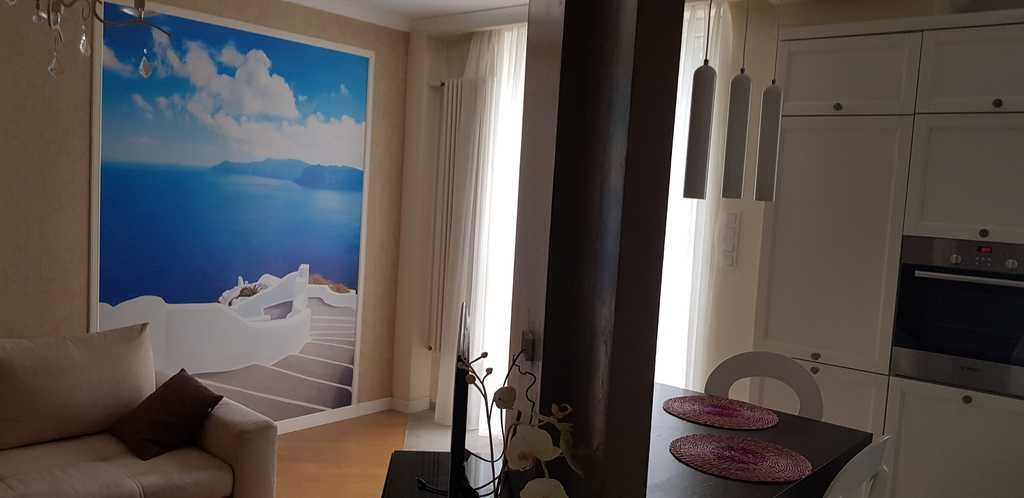 Muranów przy Sądach, 32 m2 , nowoczesne studio, meble, ciche