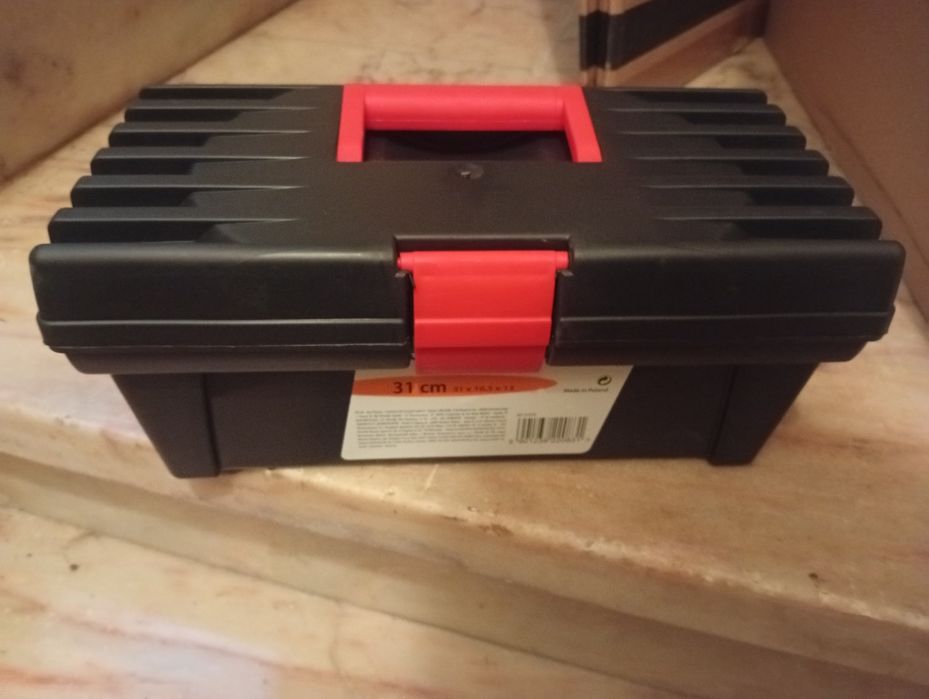 A estrear caixa ferramenta