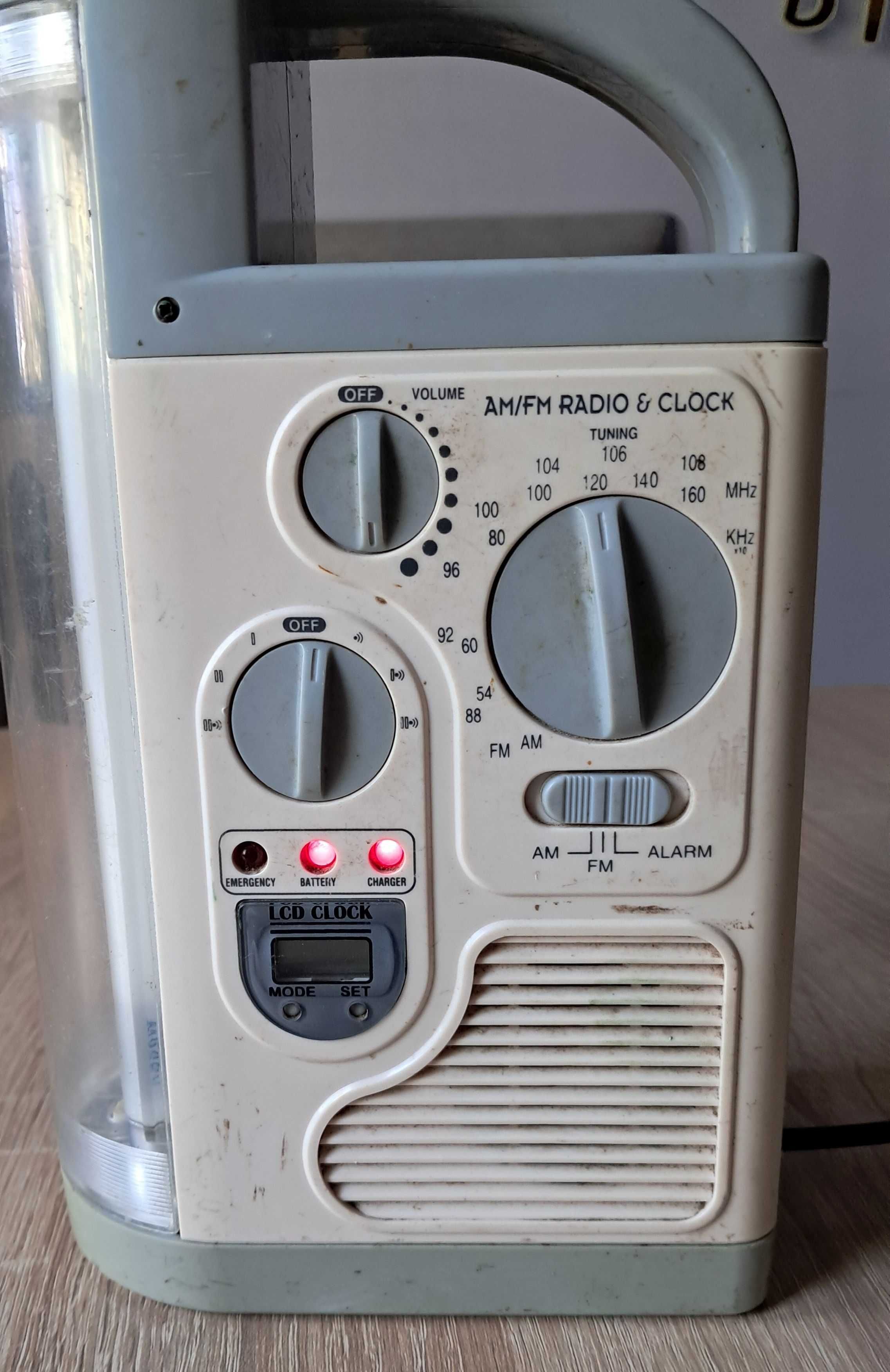 Wielofunkcyjna zabytkowa lampa, latarka  model SF-178B