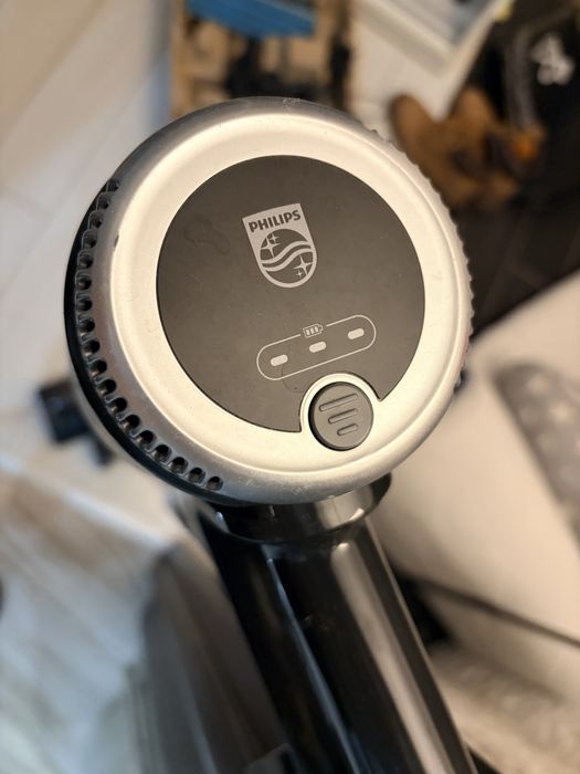 Миючий бездротовий пилосос PHILIPS серії 3000 XC3133/01