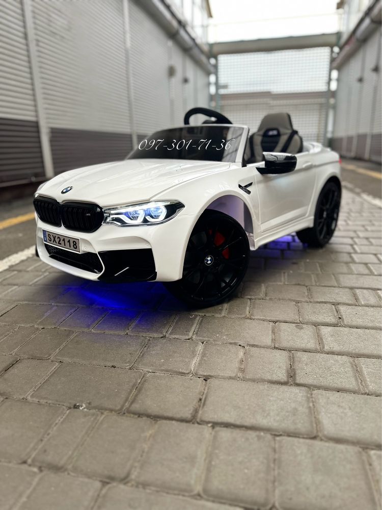 Детский электромобиль BMW с подсветкой