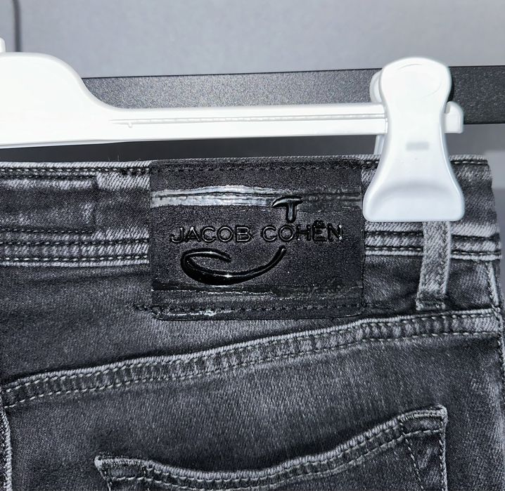 Джинсы Jacob Cohen