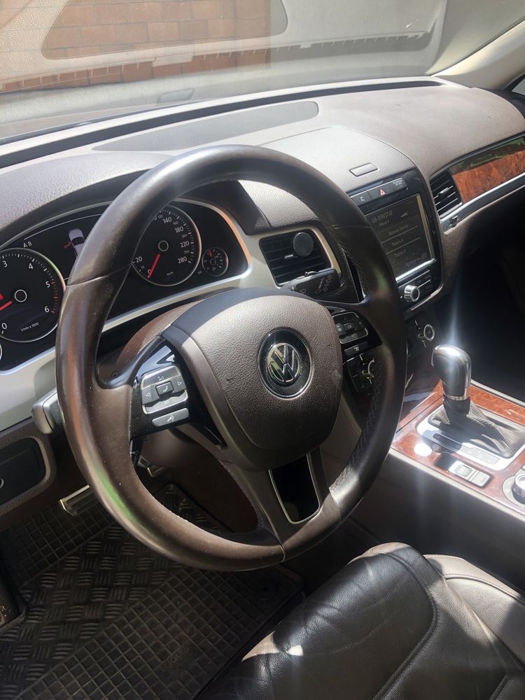 Volkswagen Touareg 4.2 TDI 2012