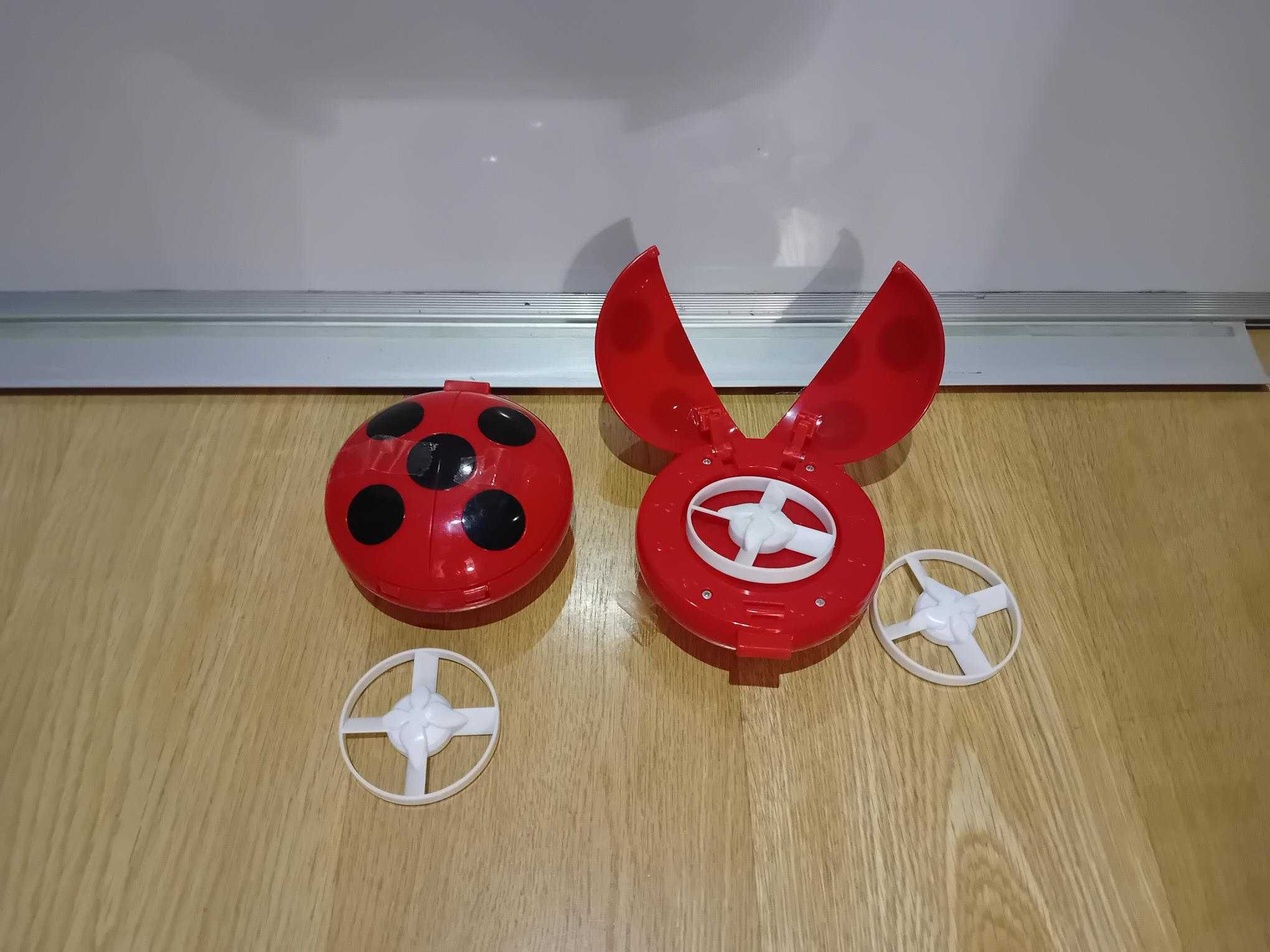 Brinquedos criança - Disco e relógio Ladybug