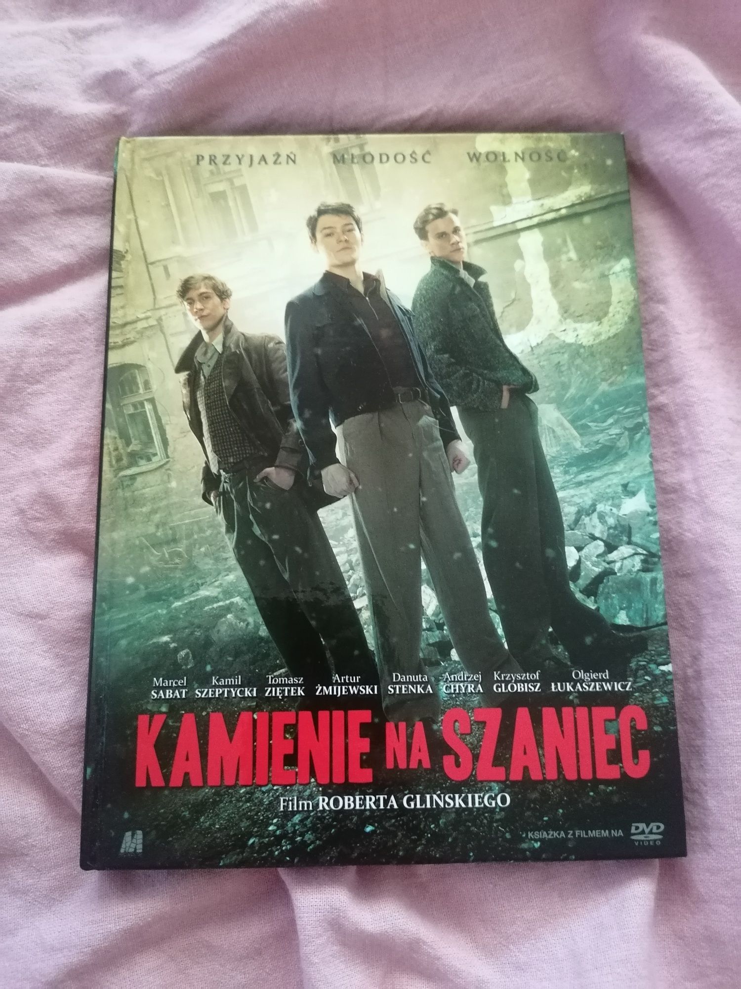 Płyta DVD kamienie na szaniec