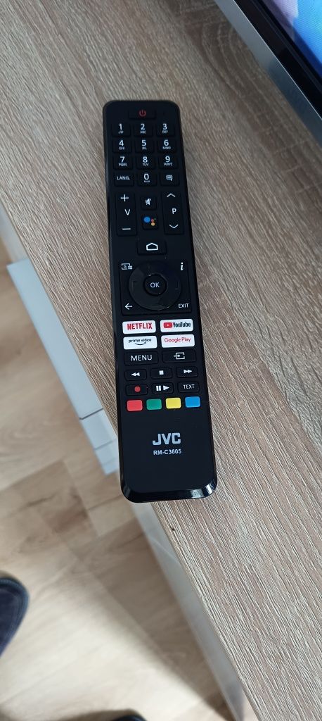 Telewizor JVC RM