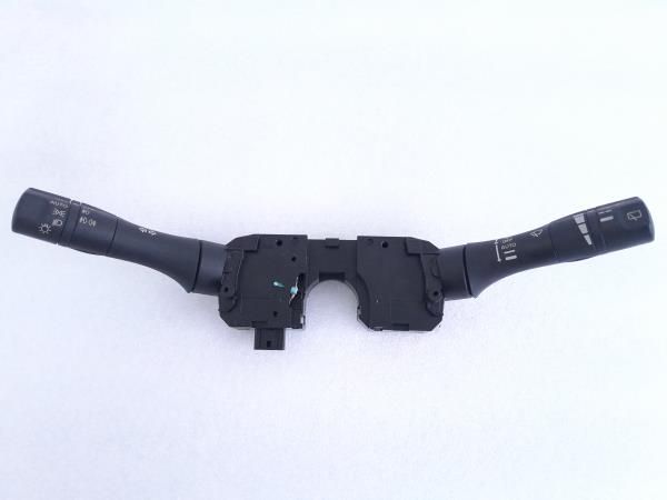 Conjunto / manetes de luzes e limpa vidros NISSAN Juke (F15)