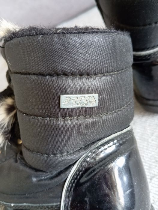 Wodoodporne buciki z futerkiem r. 26