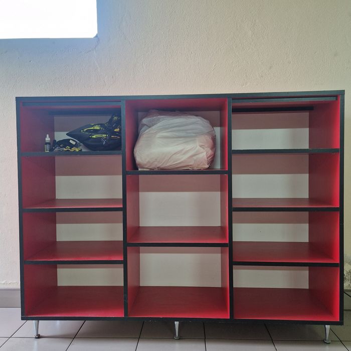 Тумба для речей відкрита