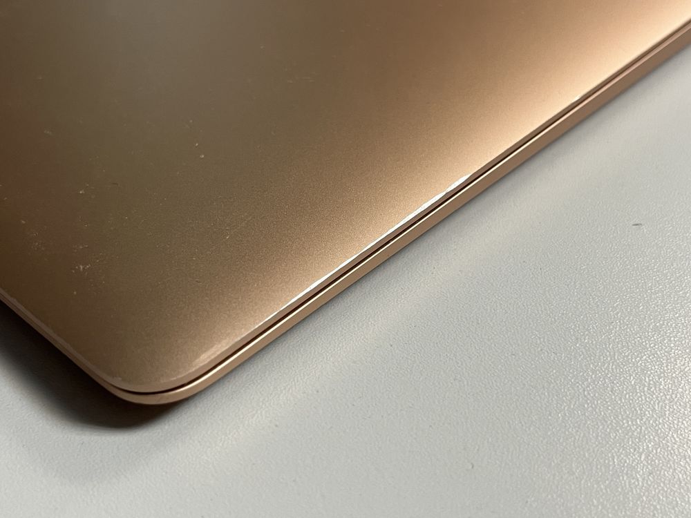 MacBook Air M1 8 GB RAM 256 SSD Gold батарея 143 цикла MDM блокування