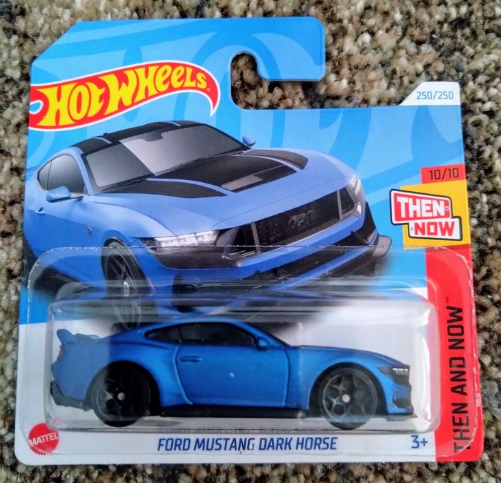 Hot Wheels Ford Mustang Dark Horse