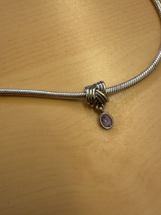 Colar pandora com pendente