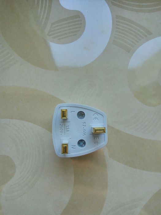 Перехідник EU/US/CN на UK (GB) британську