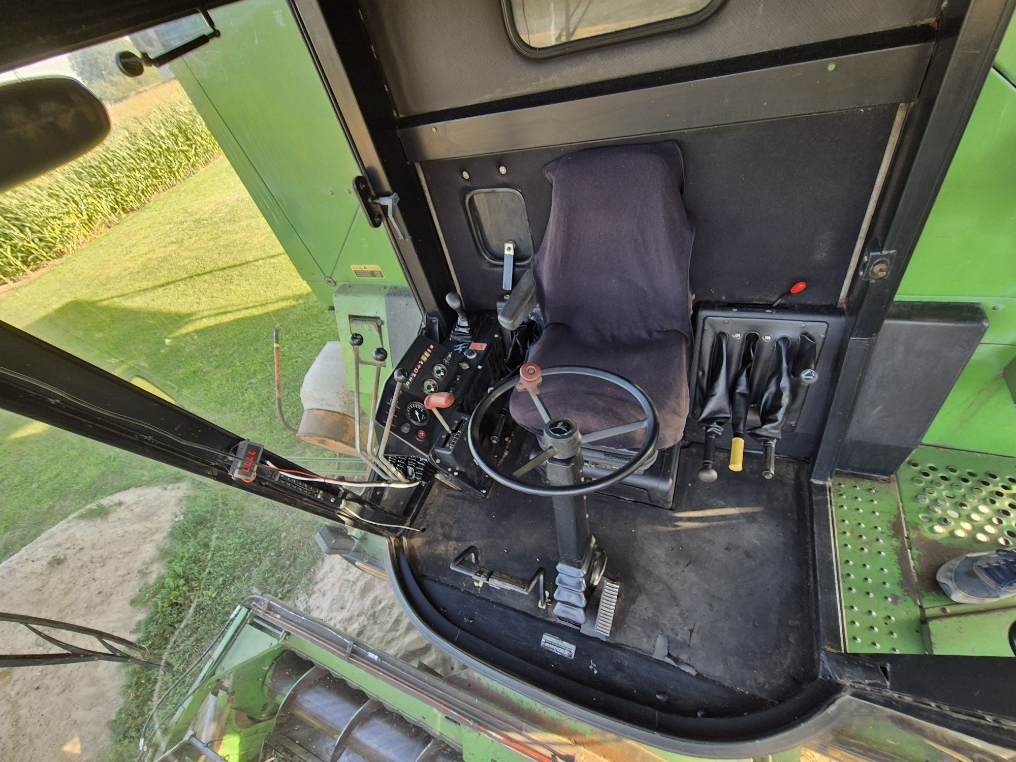 Kombajn zbożowy John Deere JD 1075 Hydro/4 4,2m