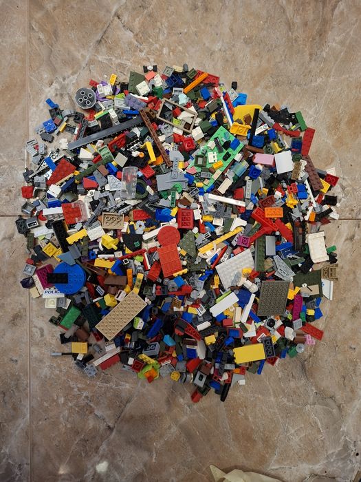 Klocki lego I kompatybilne z lego 2 kg za 100 zl