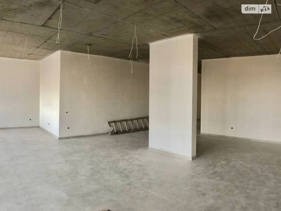 Продаж приміщення по вул. Білогірська