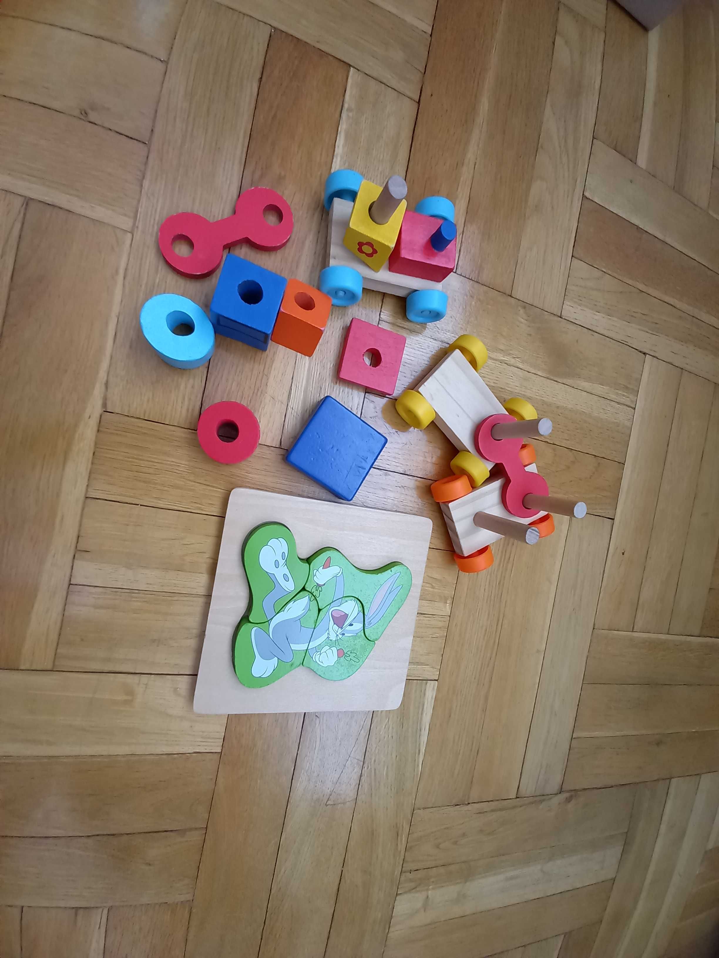 Drewniana ciuchcia puzzle drewniane pociąg królik pepco fisher price