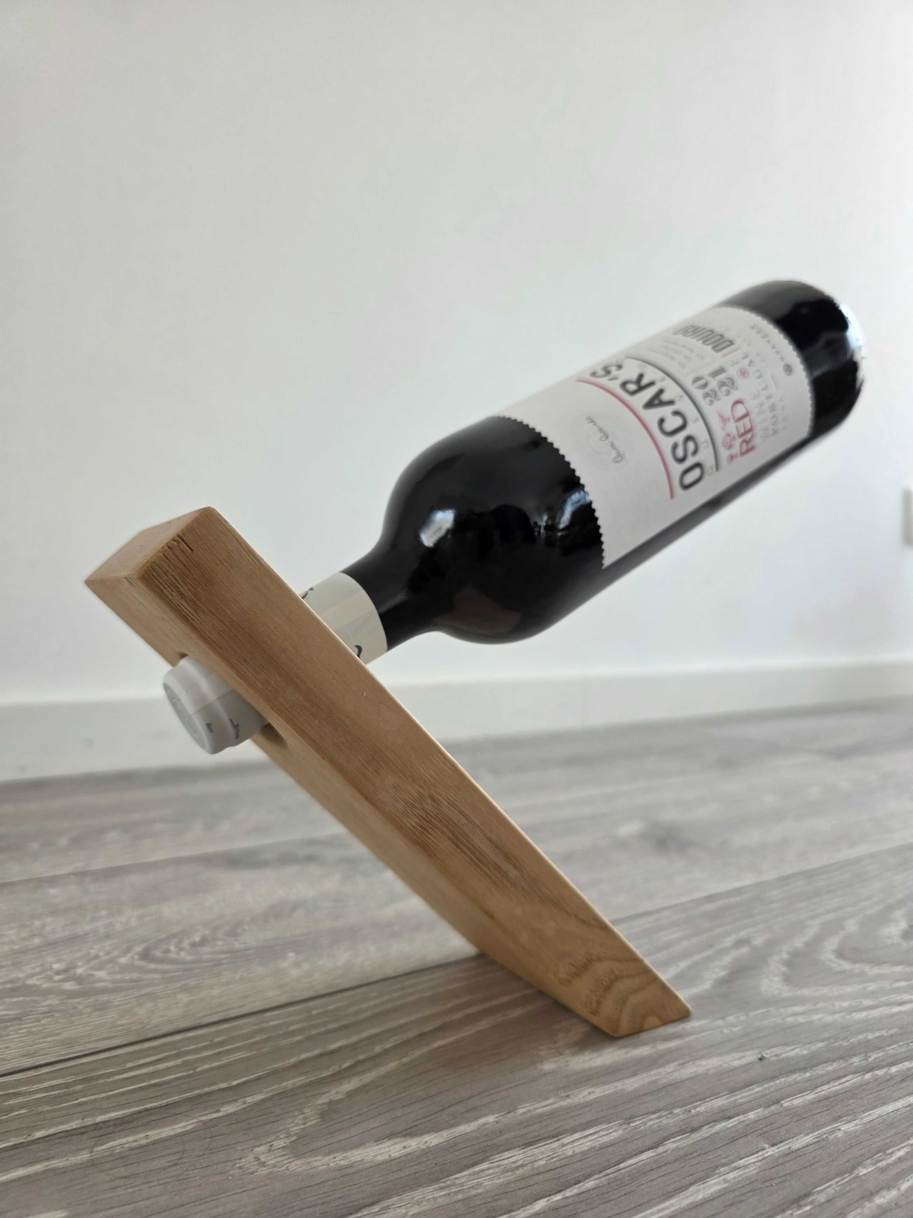 Suporte para garrafas de vinho equilibrium impossível