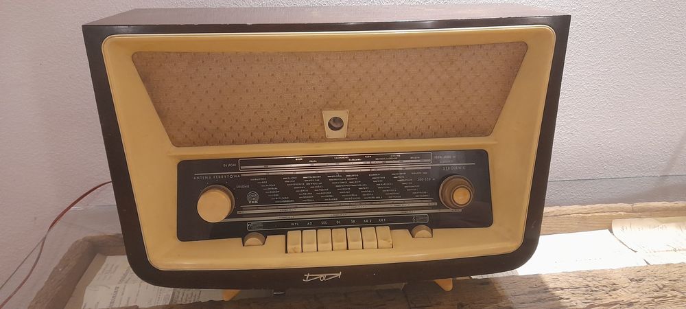 Stare Radio Lampowe Tatry 3281
