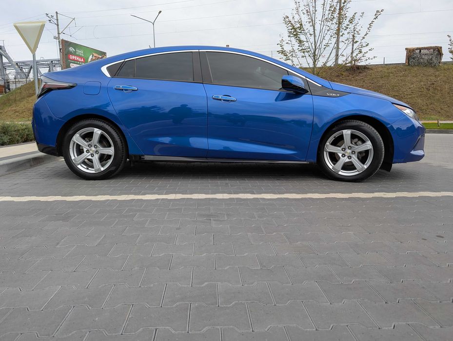 Chevrolet Volt 2