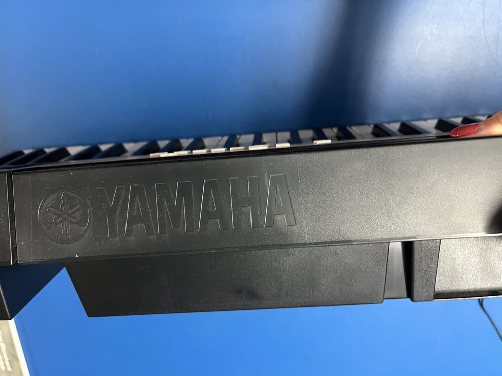 Teclado piano com 5 escalas
