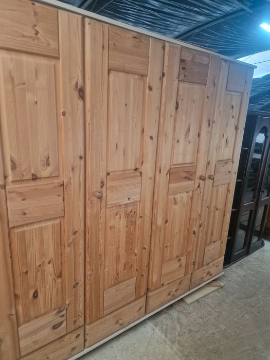 Szafa sosnowa pięcio drzwiowa