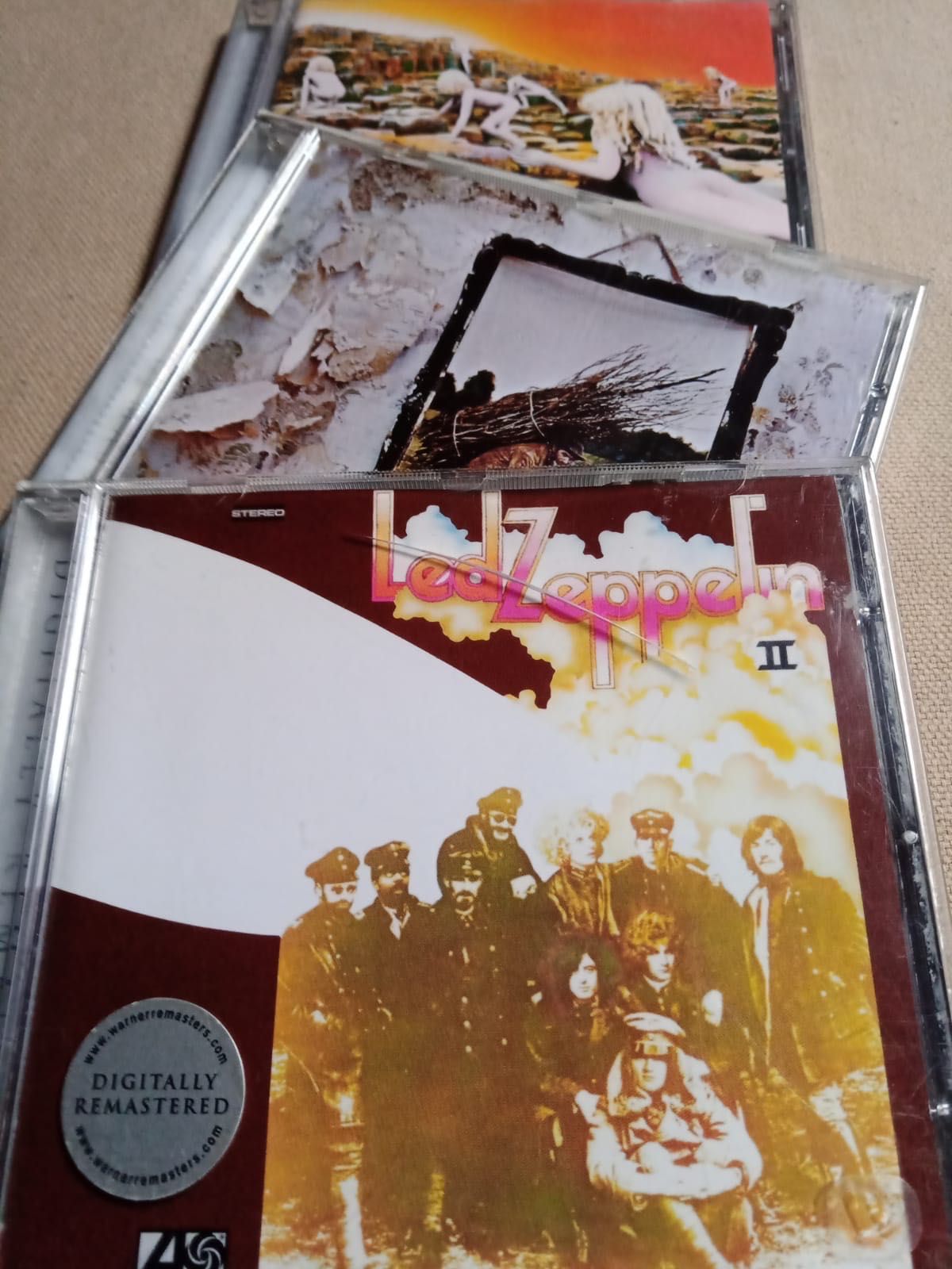 Płyty CD zespołu Led Zeppelin