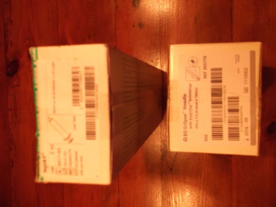 SERINGAS COM AGULHA HIPODERMICAS