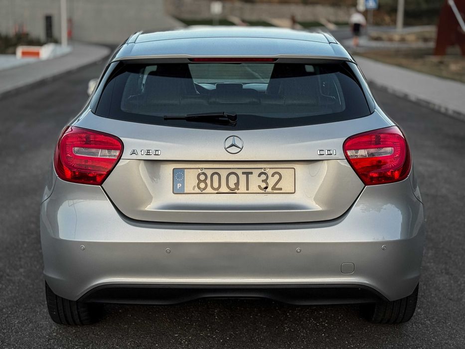 Mercedes-Benz A180 Urban Edition | Trato de Financiamento