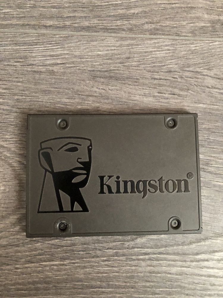 Kingston 960gb ssd новий
