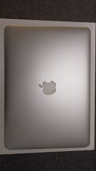 MacBook Air 13” 2017 | i5 | Super stan + ładowarka + Pudełko | 8/256GB