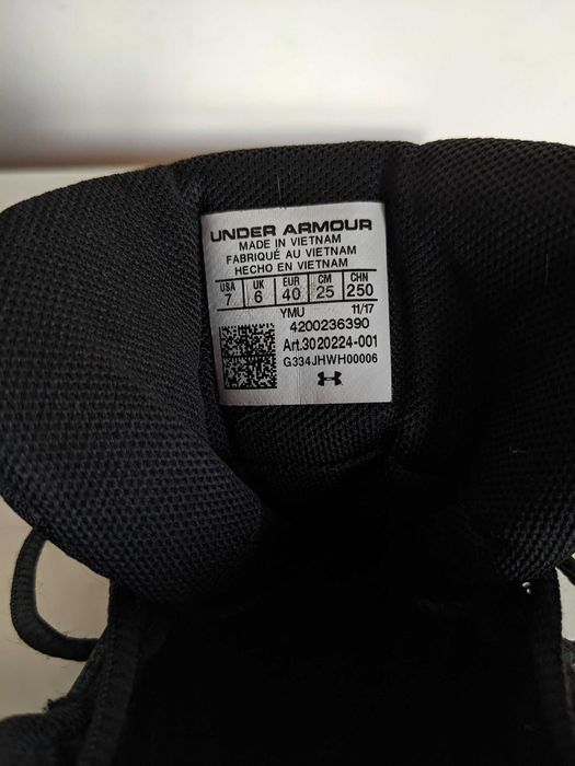 Buty sportowe Under Armour Jet Mid, rozmiar 40