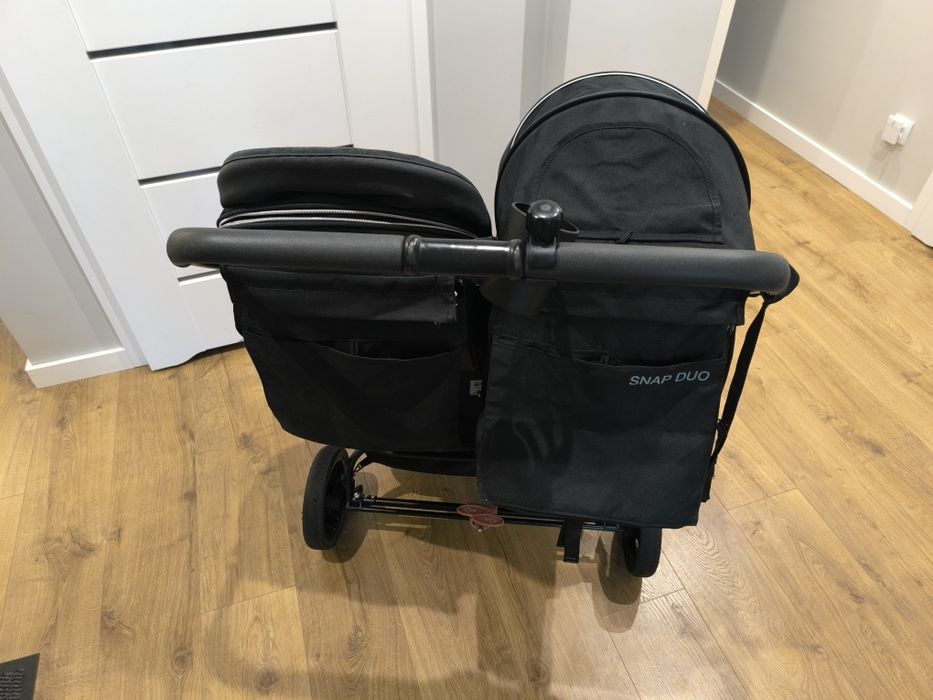 Valco baby snap duo wózek bliźniaczy spacerówka podwójna