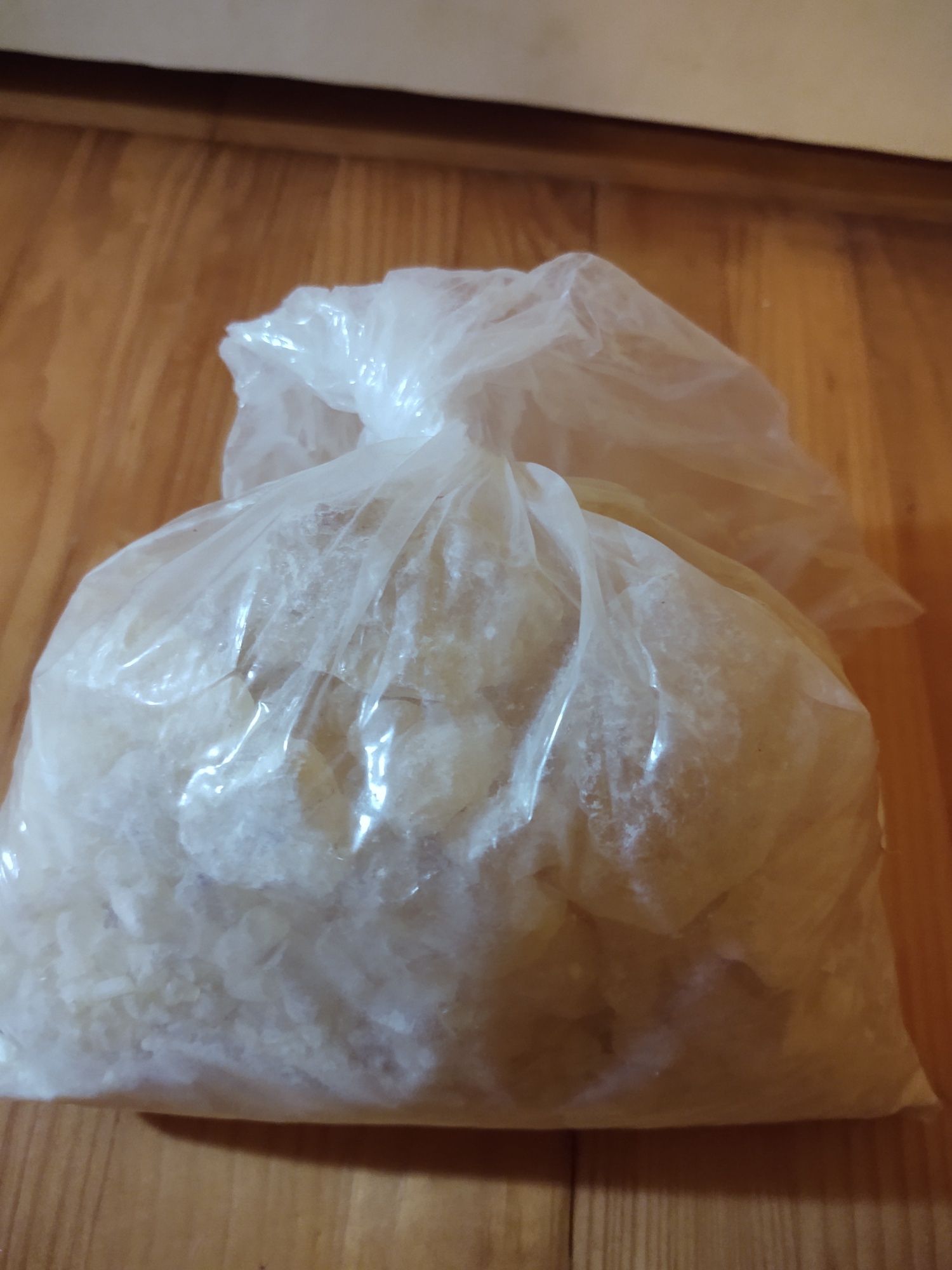 Żywica damarowa 1kg.