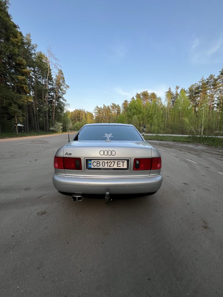 Ауді А8 D2 Qwattro 3.3