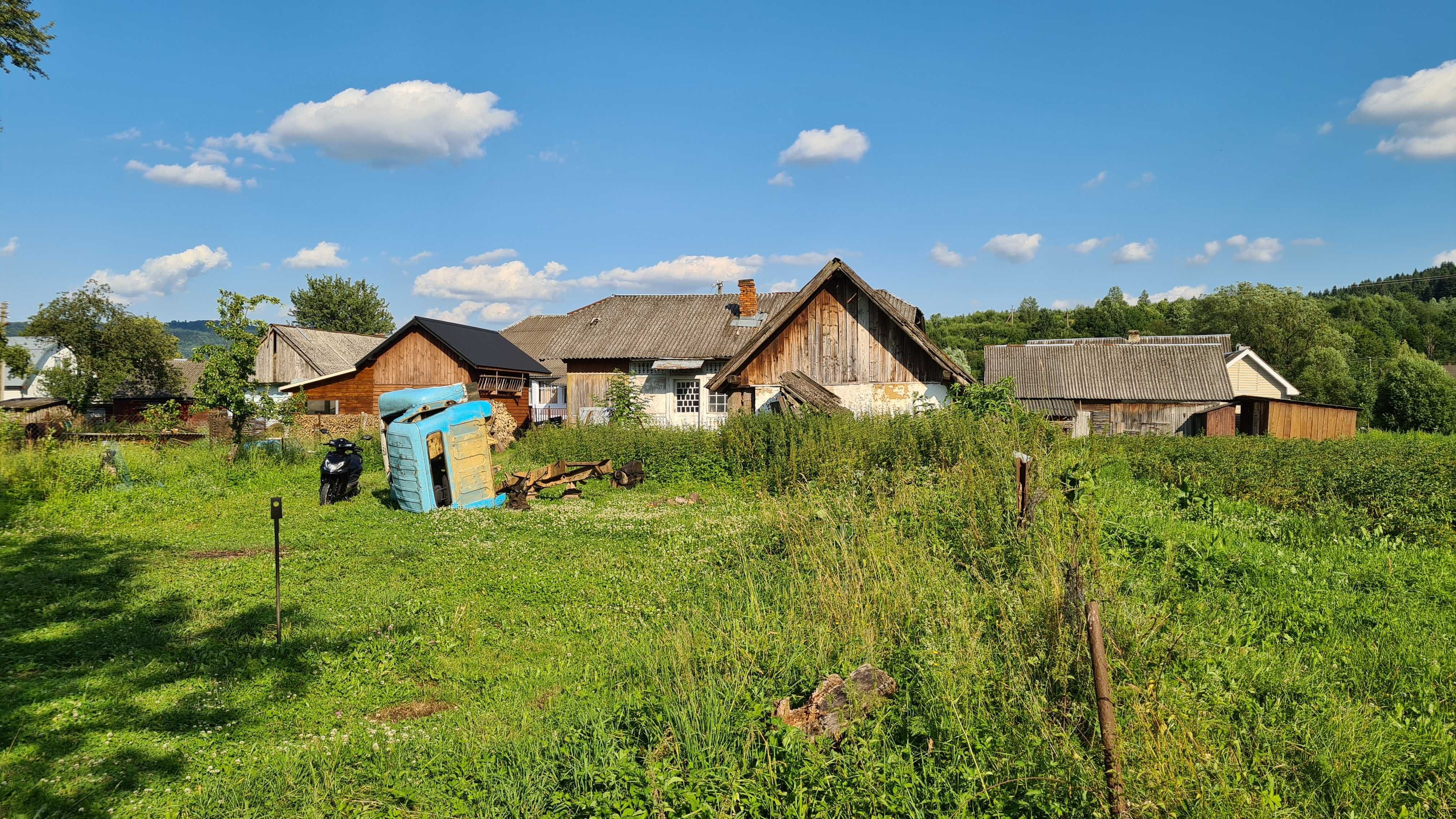 Будинок біля Дністра