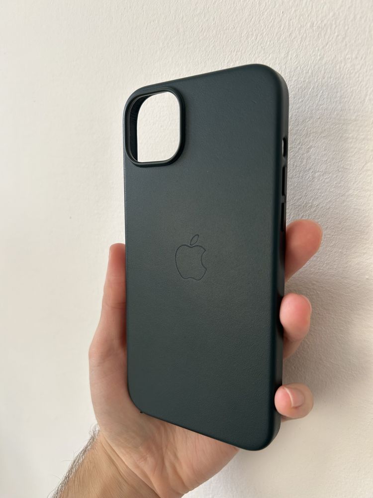 iPhone 14 plus leather case (Forest Green)