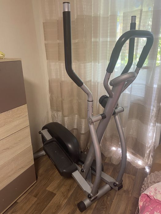 Орбітрек тренажер HouseFit