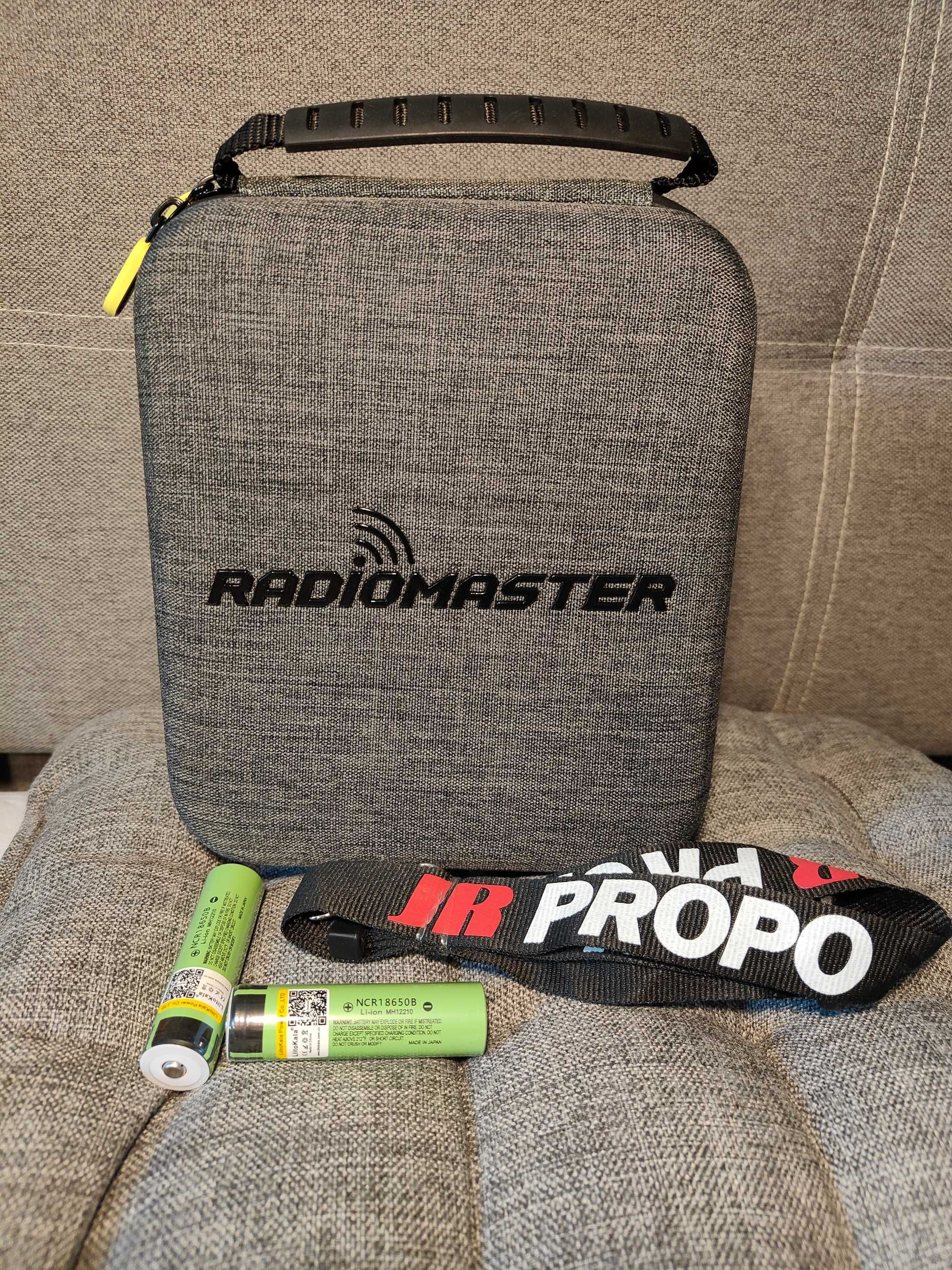 Сумка RadioMaster TX12 MKII оригінал комплект шнурок+18650 акуми