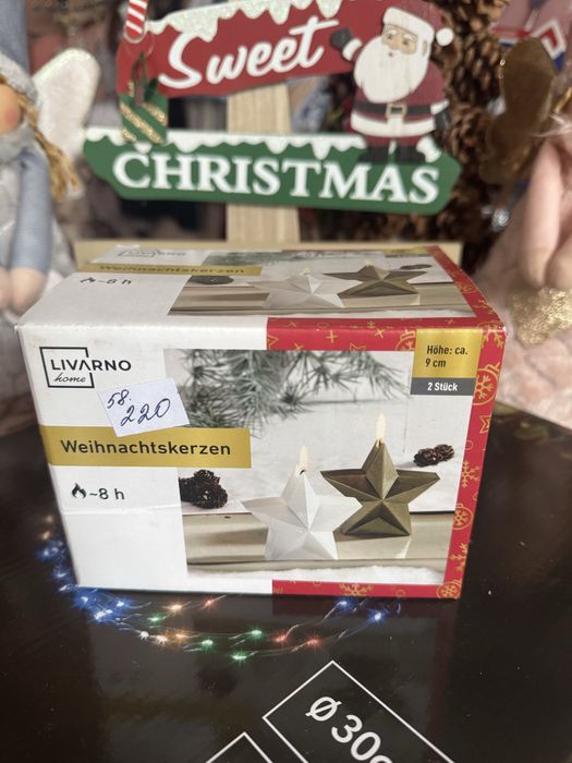 Новорічні лед свічки і звичайні святкові свічки