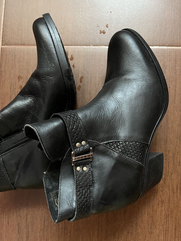 Botas curtas de salto alto Seaside 37