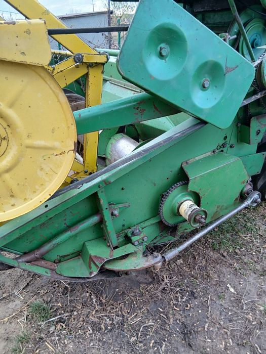 Комбайн джон-дір