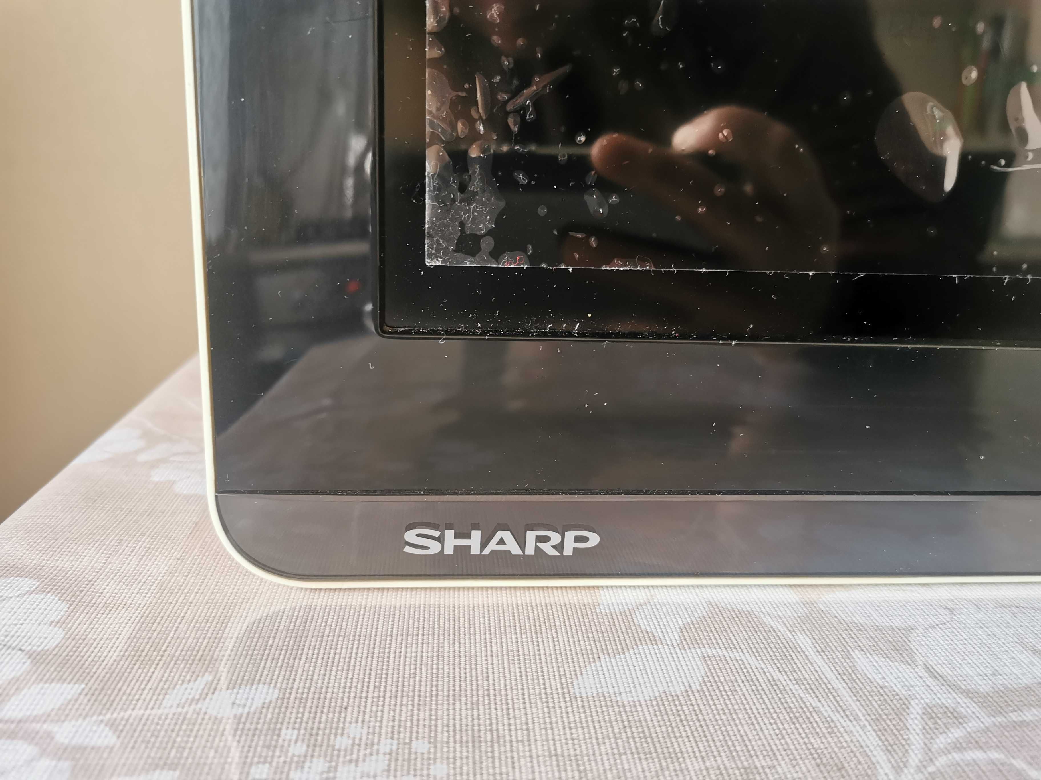 Телевизор Sharp LC-26LE320 White