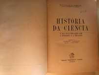 Livro antigo encadernado - História da Ciência
