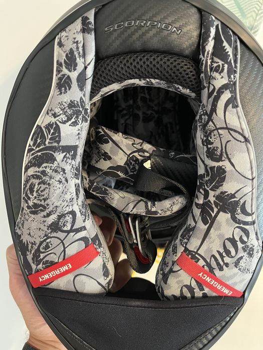 Capacete Scorpion Exo 1400 Carbon Air