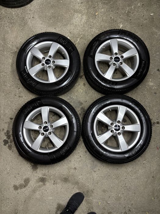 5 114,3 R16 з зимовою резиною 215/65/16