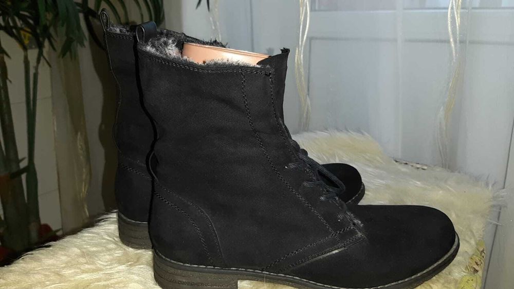 Ботинки жіночі утеплені